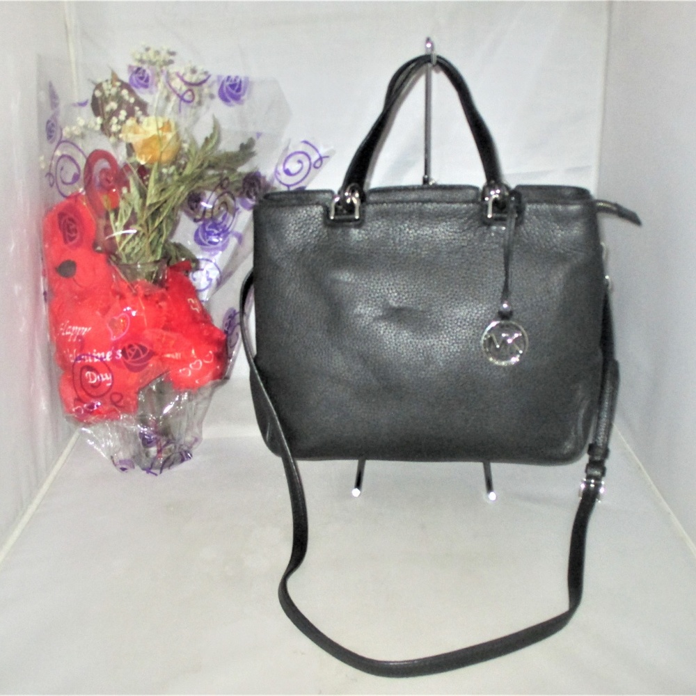 Michael Kors Anabelle Large Top Zip Tote Bag
